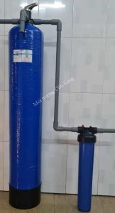 Cột lọc khử mùi hôi tanh trong nước giếng vỏ Composite (Lưu lượng: 800 - 1500 lít/giờ)