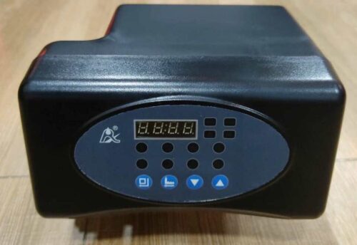 Van tự động Runxin F63P3