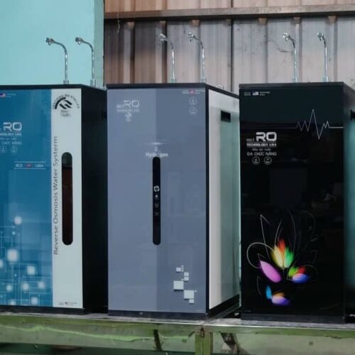 Máy lọc nước RO Nóng Lạnh AQUA 11 cấp