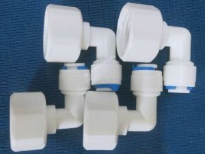 Co vuông răng trong 21 ra ống phi 6